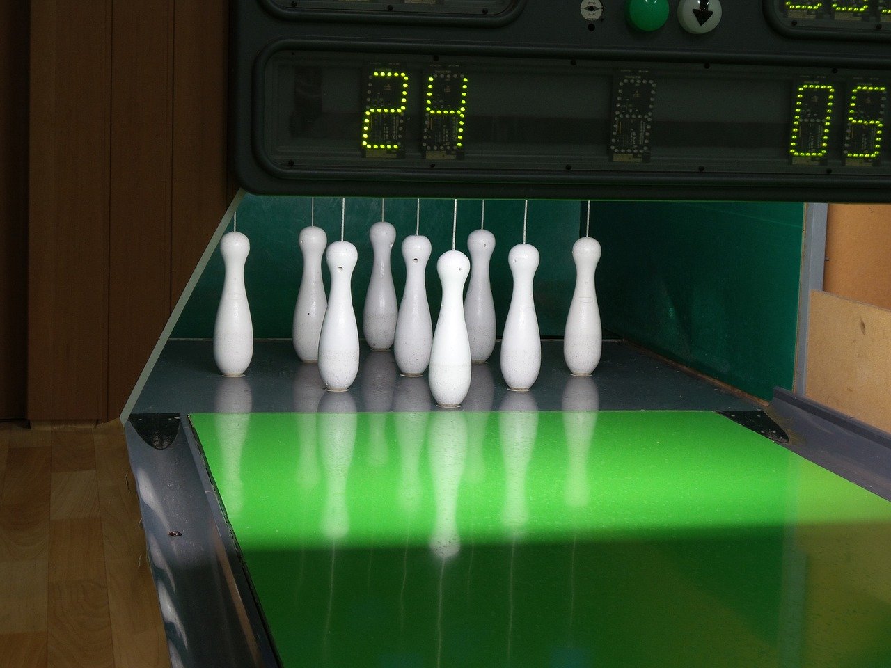 bowling-3392938_1280